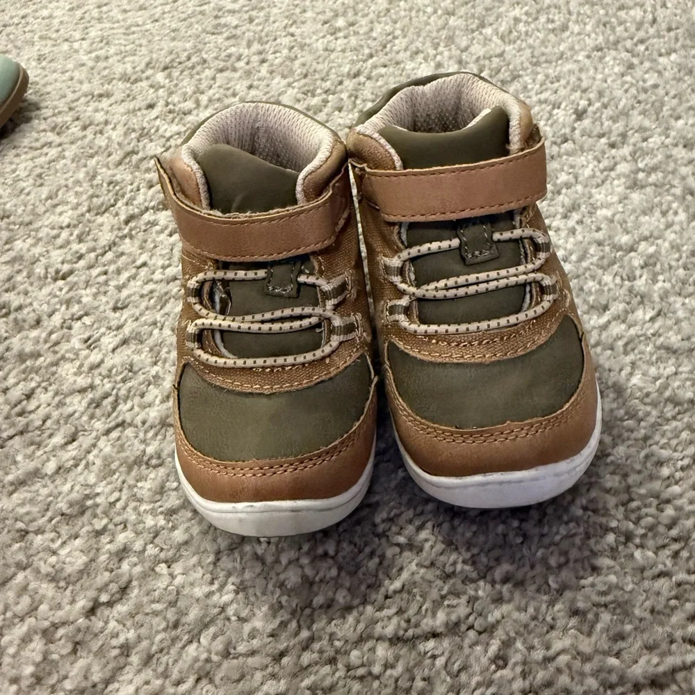Stride Rite Brown and Olive Baby / Toddler Walkers - Picture 2 of 7